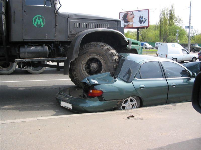 Hyundai crash accident
