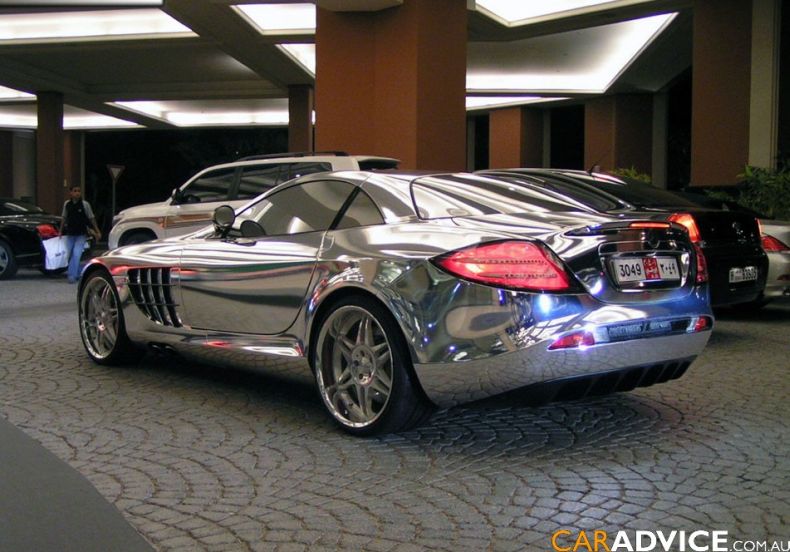 Mercedes покрытый белым золотом (3 фото)