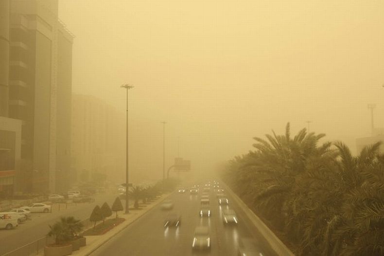 Саудовскую Аравию накрыла песчаная буря (10 фото)