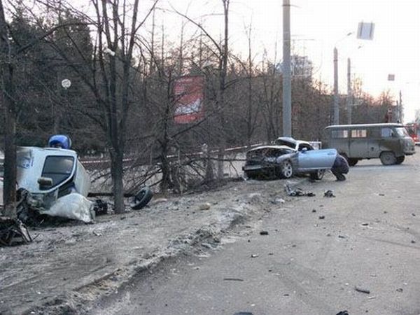 Авария в Челябинске (12 фото + видео)