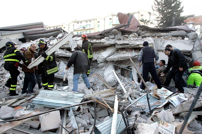 Землетрясение в Италии (41 фото)