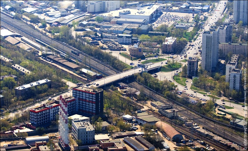 Останкинский путепровод на Шереметьевской улице.