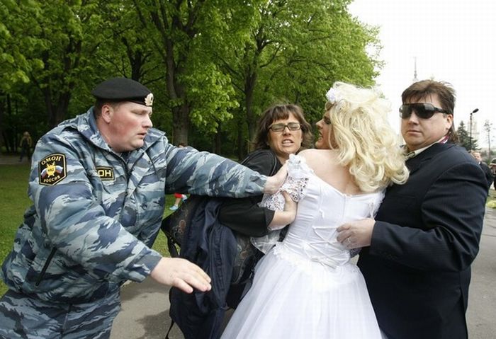 Как прошел гей-парад в Москве (18 фото)