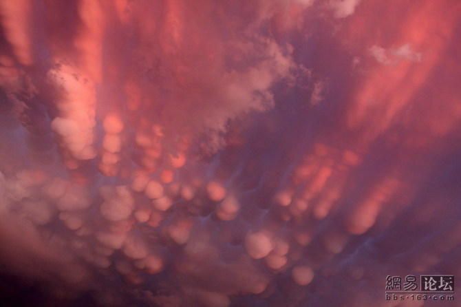 Очень необычное небо (17 фото)