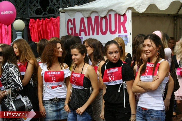 GLAMOURny1 round on the pins in Moscow (32  photos)