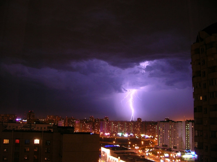 Photographs of the lightning of Aleksandr  Kuznetsov (7 photos)