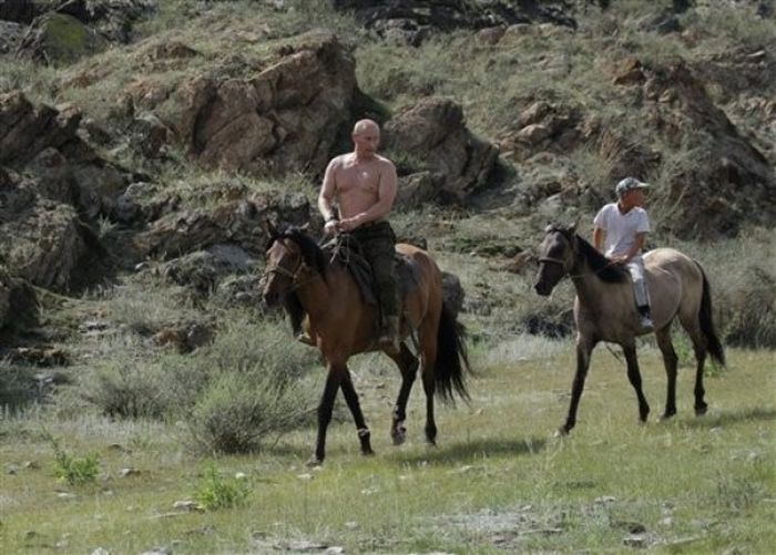 Выходной Путина (16 фото)