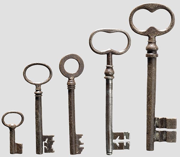 Старинные ключи (18 фото)