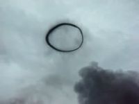 Огромное дымное кольцо