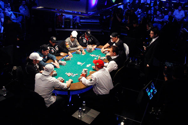 Самый престижный в мире турнир по покеру World Series of Poker 2008 (11 фото)
