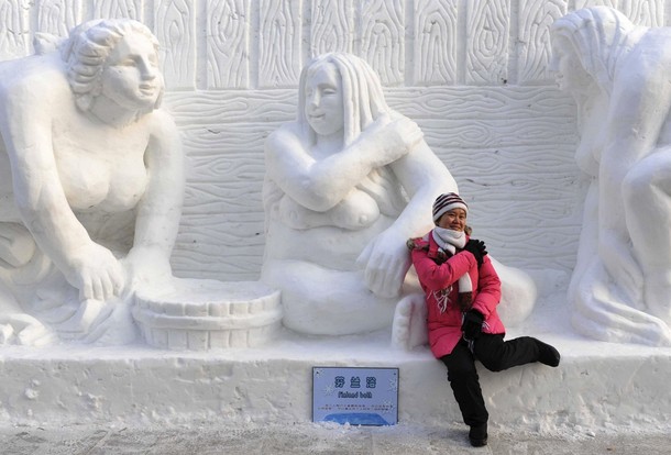 25-й Фестиваль скульптур из снега и льда в Харбине (10 фото)