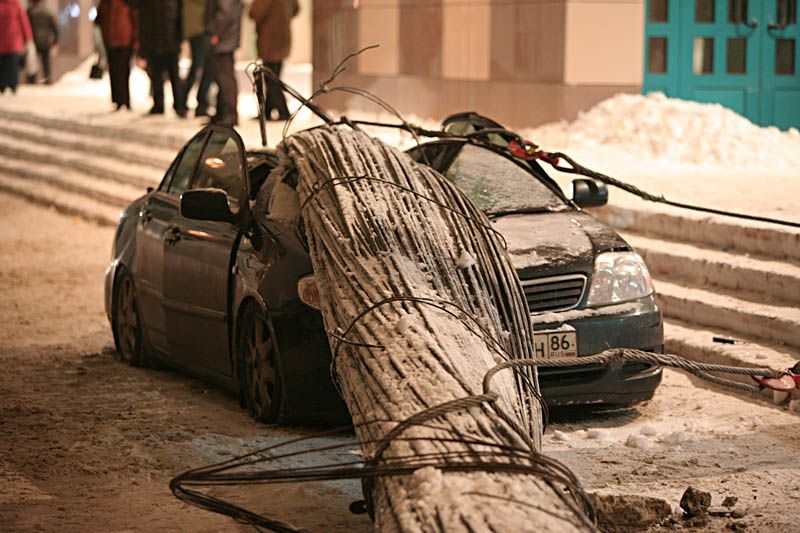 Toyota Corolla car crash photos 2