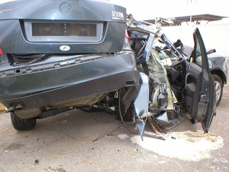 Skoda accident car crash photos 5